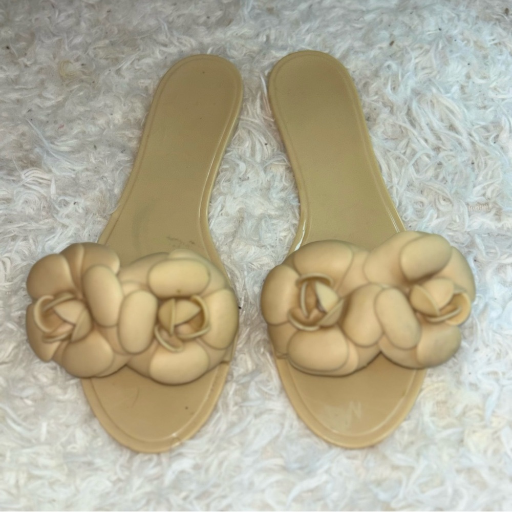 Nude 3D Festival Floral Detail Slides | Minimalist Flat Sandals | Size 8